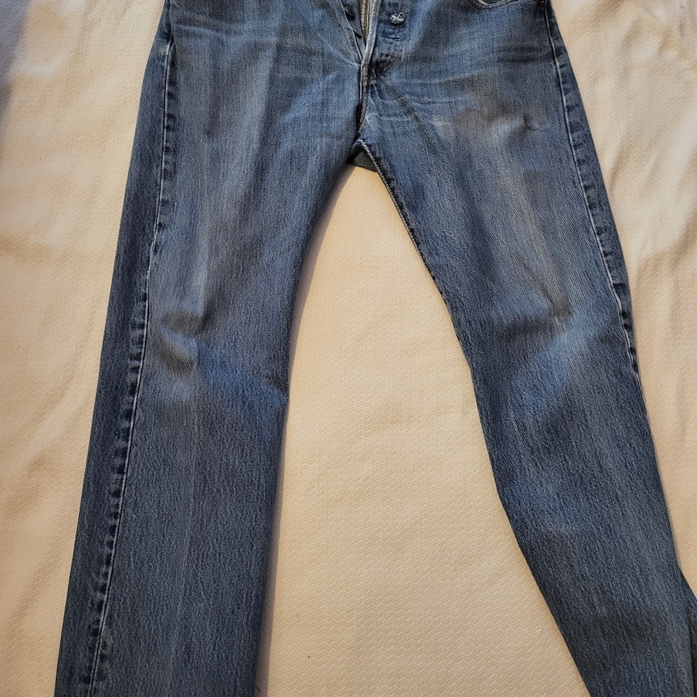 Men's Levi's button down  size 34 X 33